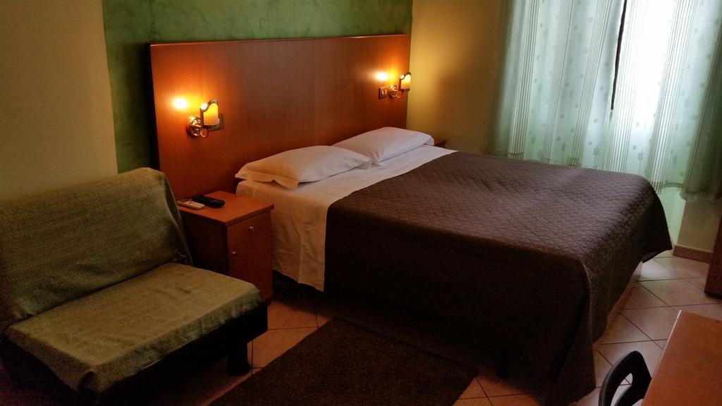 Affittacamere Volusia House Roma Phòng bức ảnh