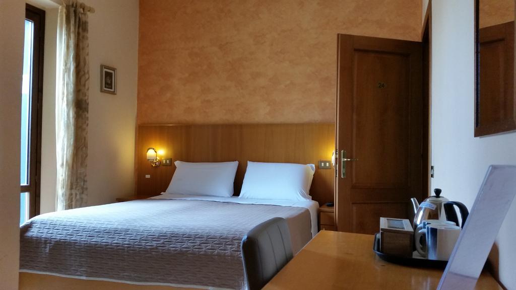 Affittacamere Volusia House Roma Ngoại thất bức ảnh